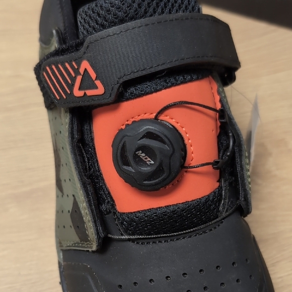 NWT Leatt 4.0 Clip Pro Mountain Bike Shoe. Camo And Orange. Size 9 - Picture 5 of 14